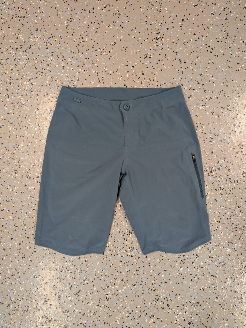 Patagonia Women's Dirt Roamer Bike Shorts 11.75" Size 10 Slate Blue